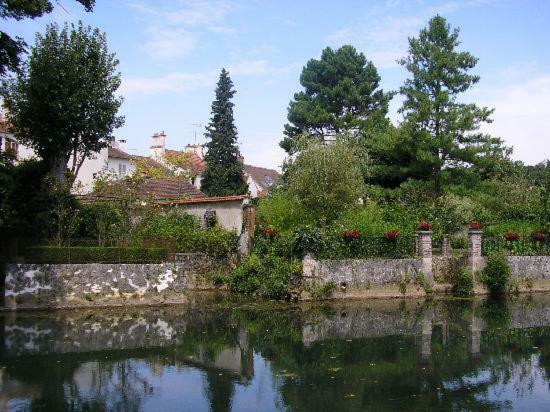 Charmant Village Proche Disneyland & Paris Crecy-la-Chapelle Εξωτερικό φωτογραφία